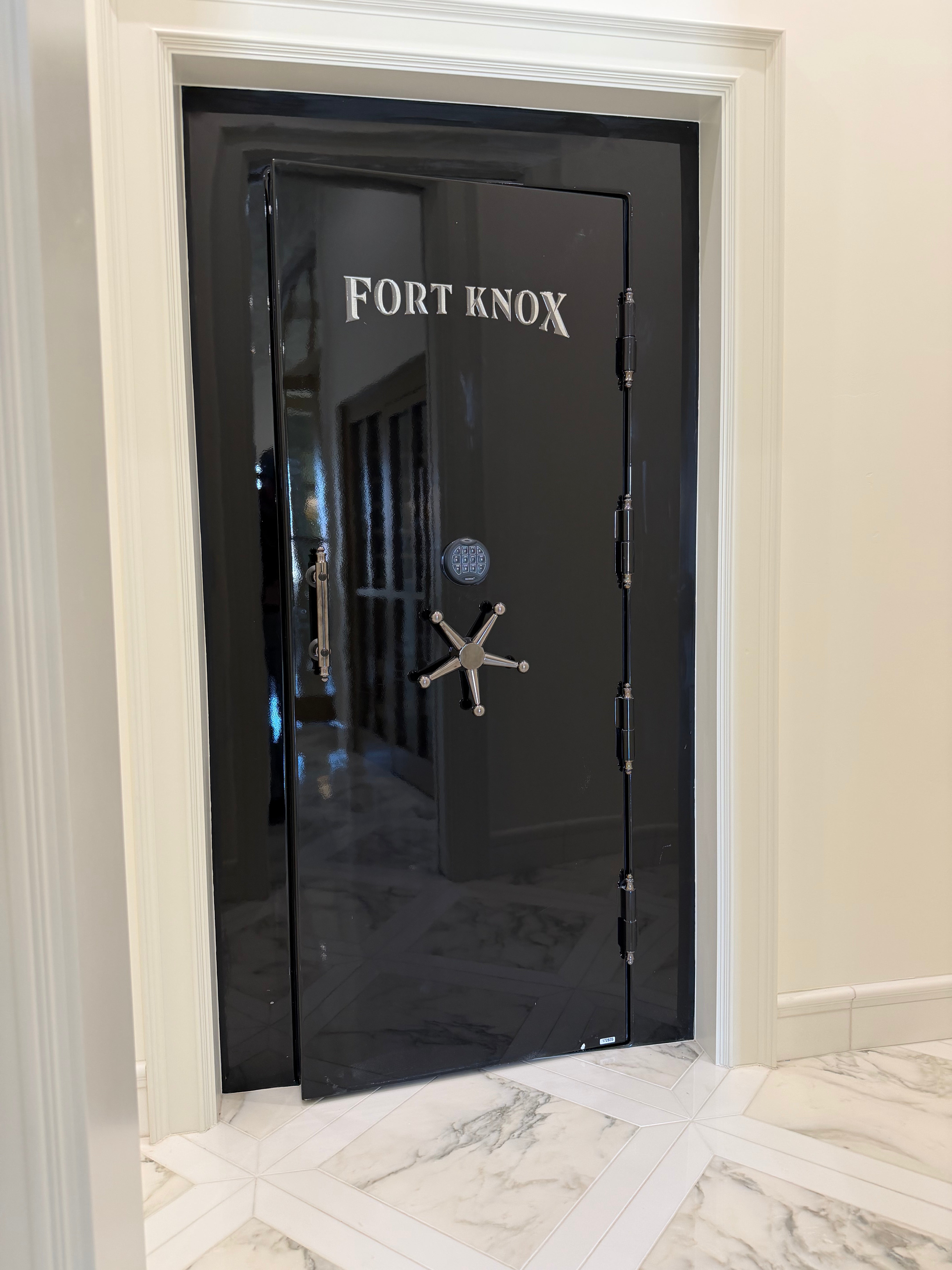 Fort Knox 8240 Black Outswing Vault Door