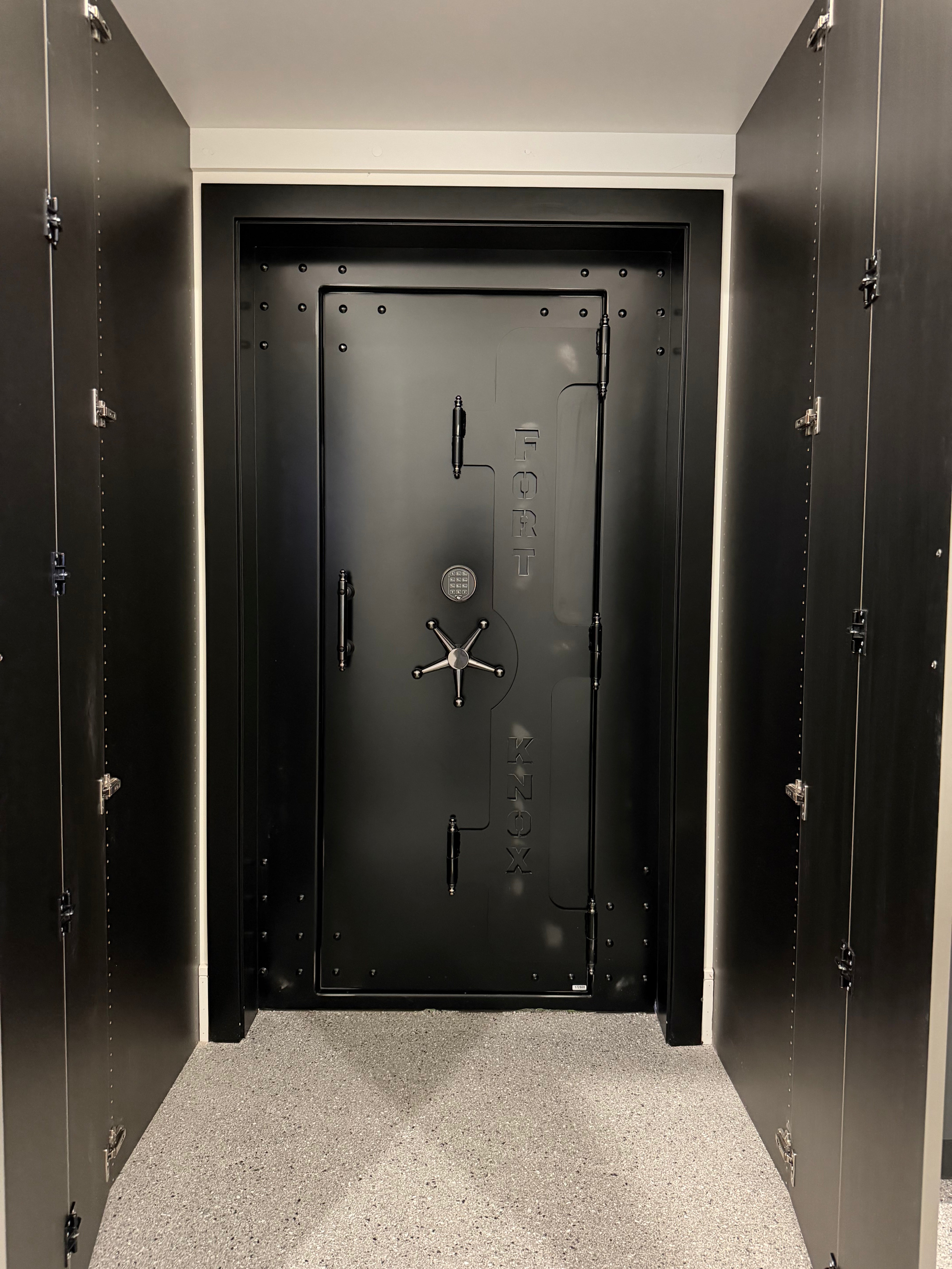 Fort Knox 8240 Inswing Vault Door